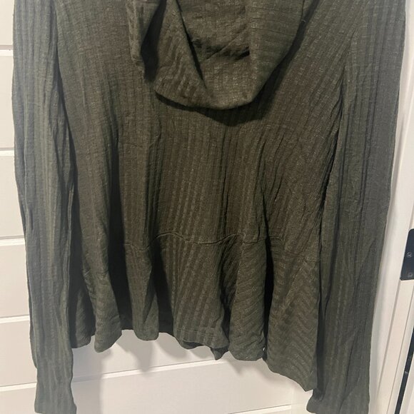 Maeve Shirt - Picture 4 of 5